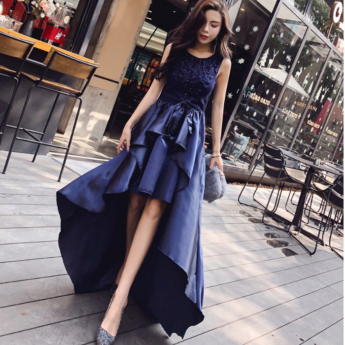 Ladies dinner midi dresses sleeveless slim waist dress short front