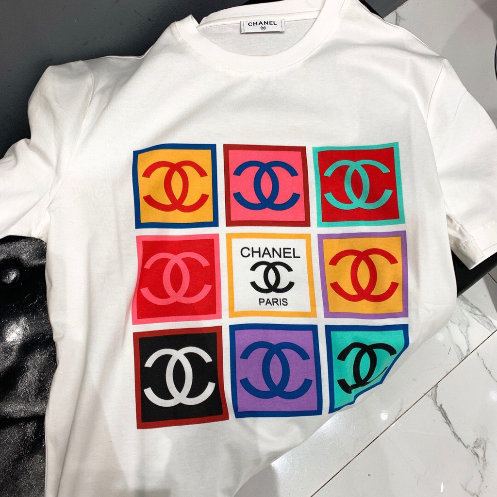 Chanel hot sale logo sweatshirt