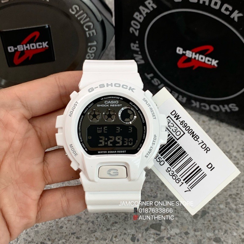 White g discount shock digital watch