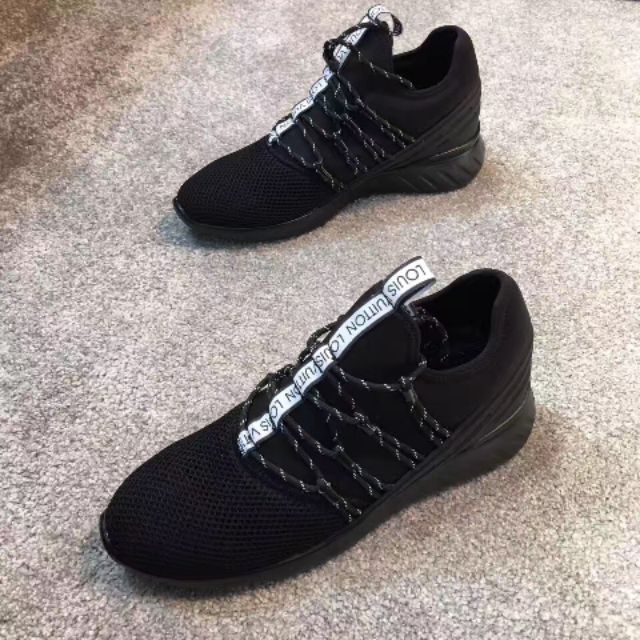 Lv hot sale fastlane sneakers