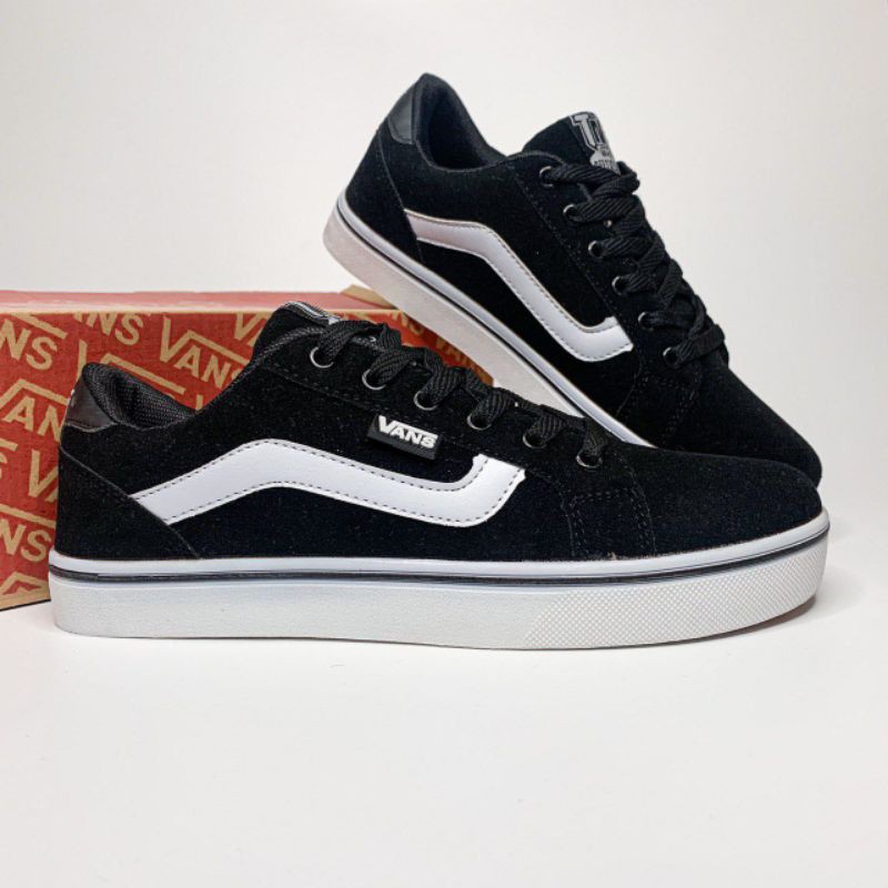 Vans tnt hot sale black white