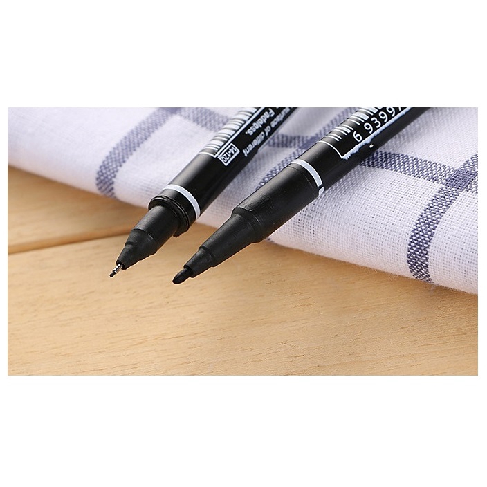 1pc Random Color Permanent Marker Pen Fine Point Waterproof Ink