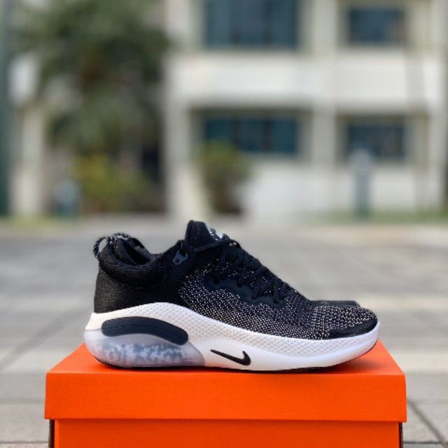 Nike joyride hotsell run flyknit black