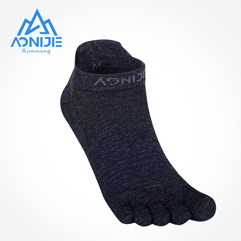  AONIJIE Toe Socks Five Fingers Running Socks Low Cut Athletic  Socks 3 Pairs Size 4-12(Black-S/M) : Clothing, Shoes & Jewelry