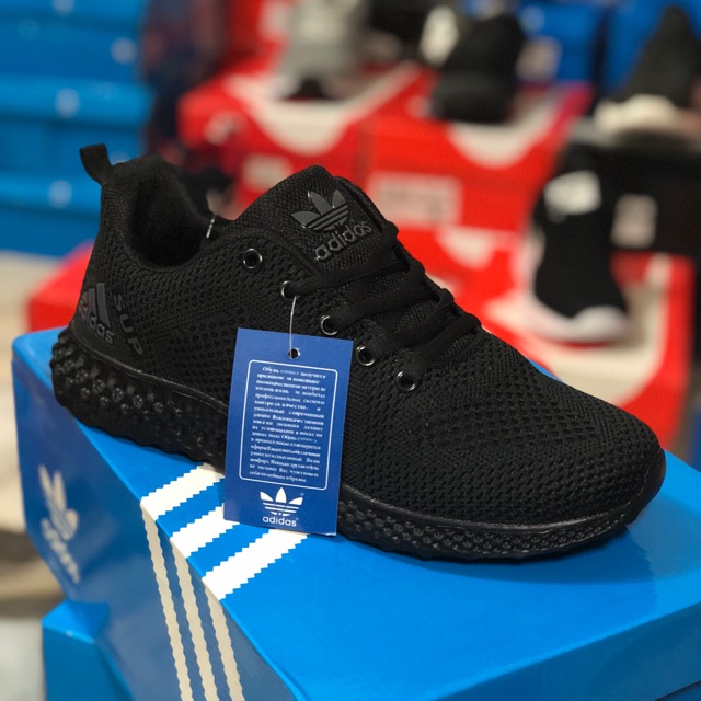 All black sport on sale shoes