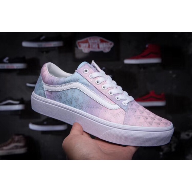 New vans deals shoes women