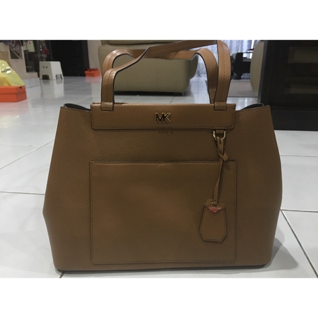 Meredith michael kors best sale