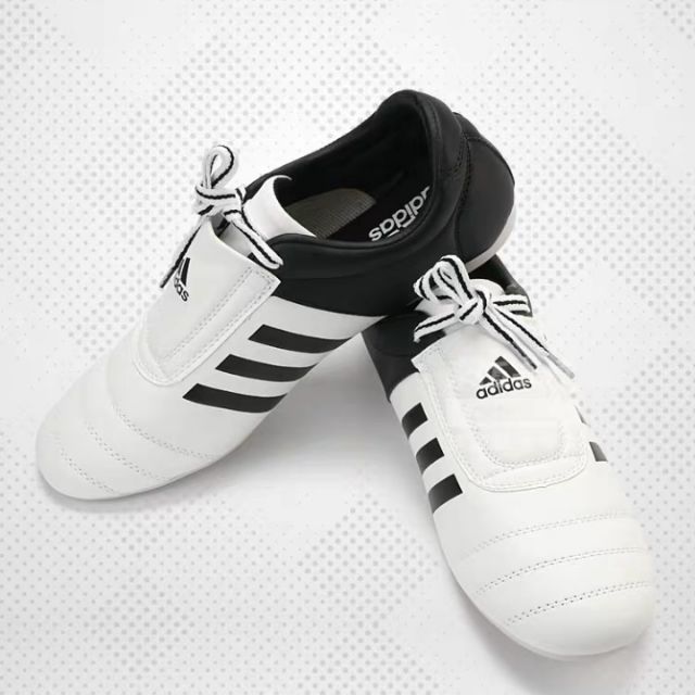 Adidas taekwondo outlet scarpe