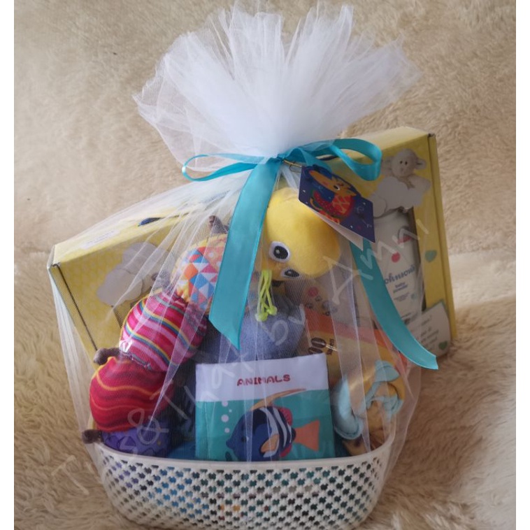 Baby store bath hamper