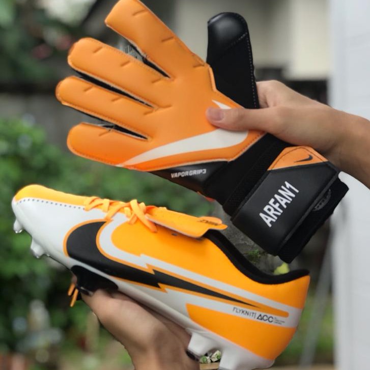 Kedai hot sale glove goalkeeper