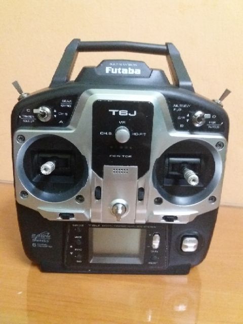 Rádio 6ch align t6 futaba só tx HERT6005T- Lacrado - Worldwide Brasil - A  loja de Produtos Nacionais e Importados