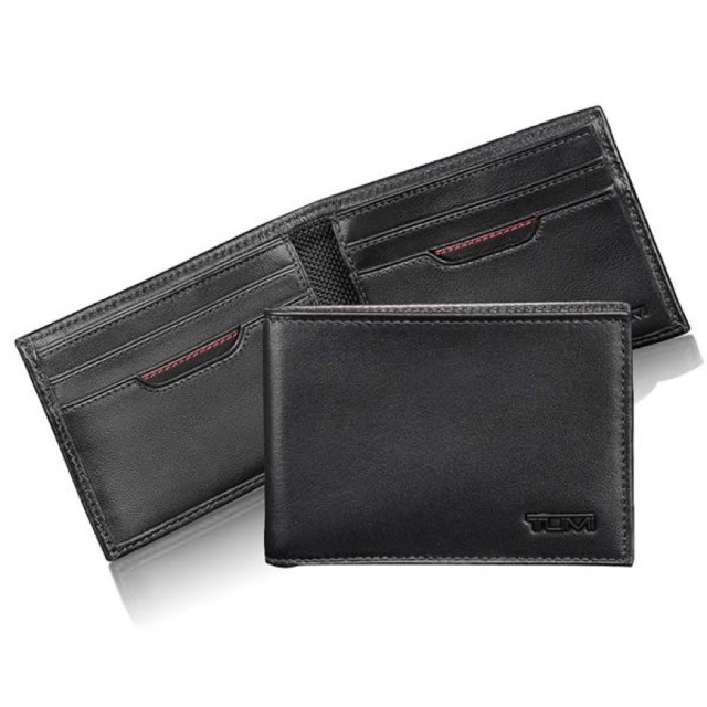 Tumi delta outlet leather wallet