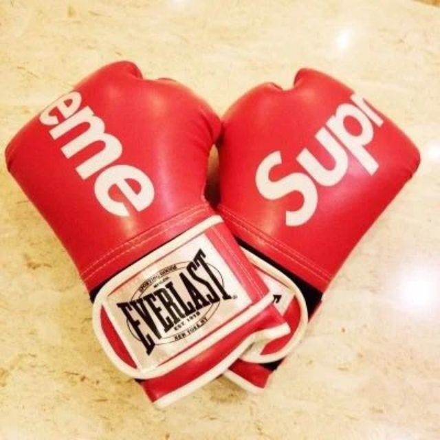 Supreme boxing cheap gloves real