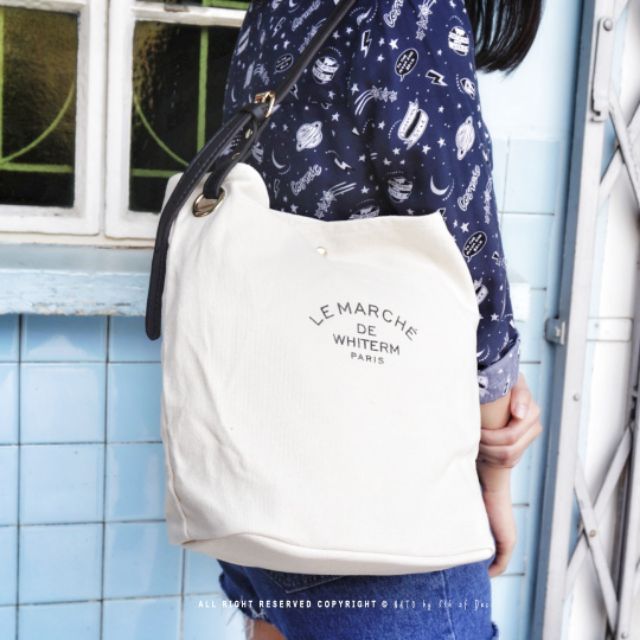 Le marche de on sale whiterm canvas bag