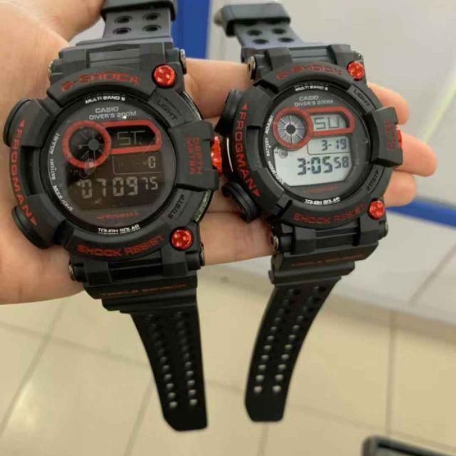 Frogman merah discount