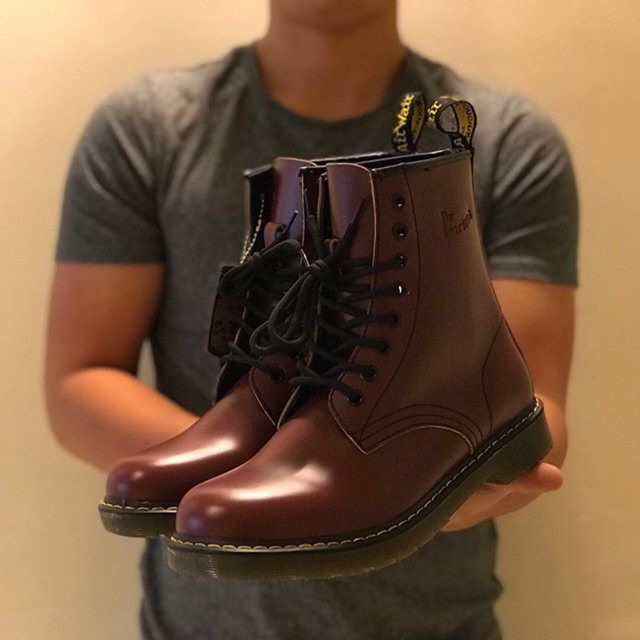 Dr martens high cut hotsell