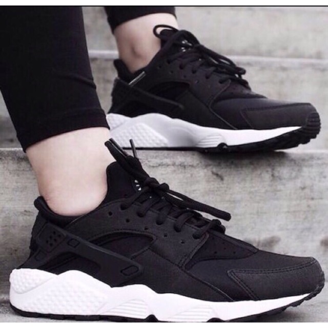 Huaraches hotsell girls black