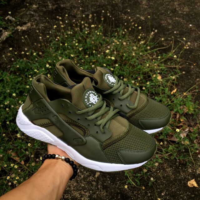 Nike huarache clearance camouflage green