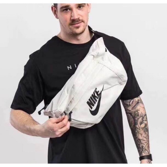 Chest fanny pack outlet nike