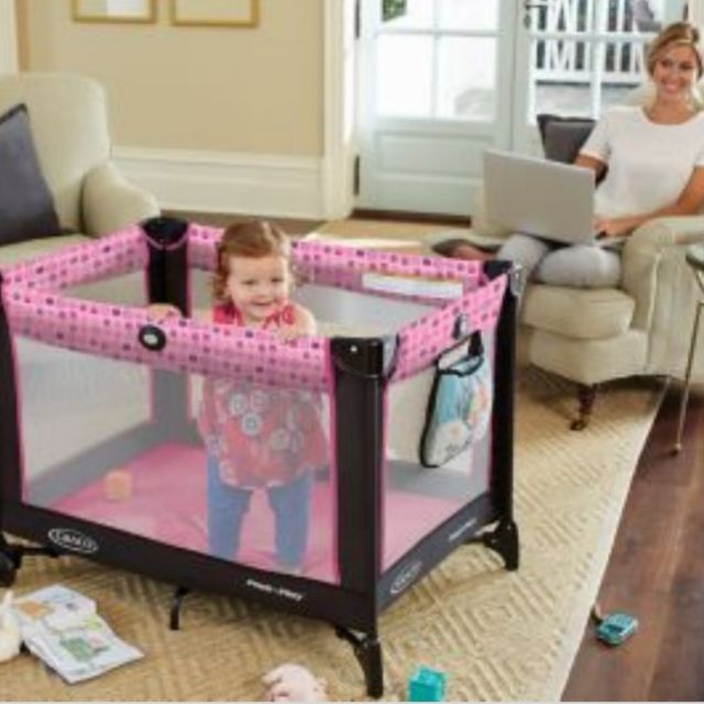 Graco pack best sale n play pink