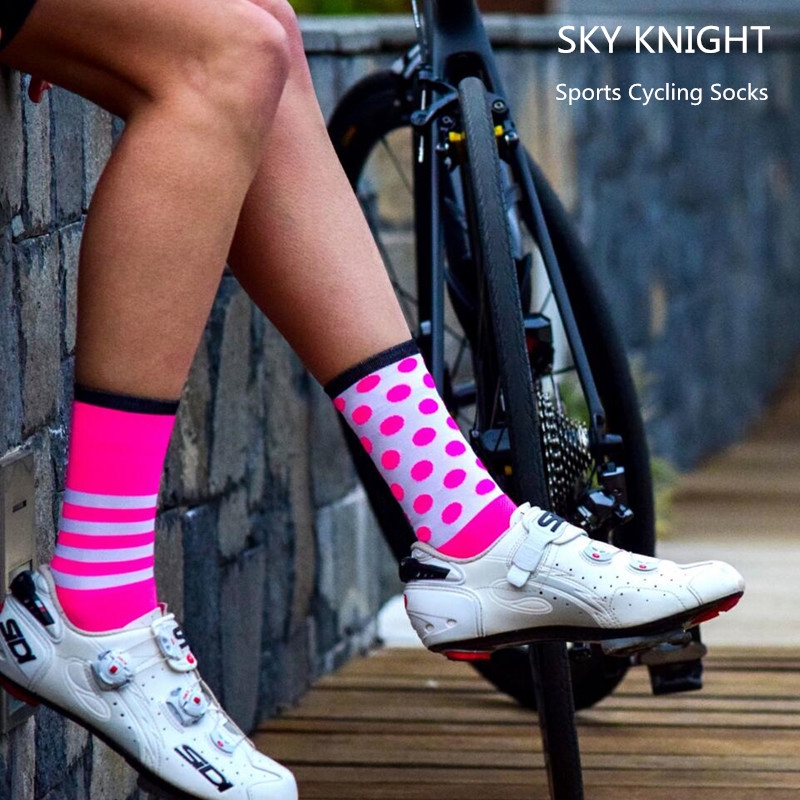 New SKY letters men and women cycling socks outdoor compression breathable  road socks calcetines ciclismo hombre