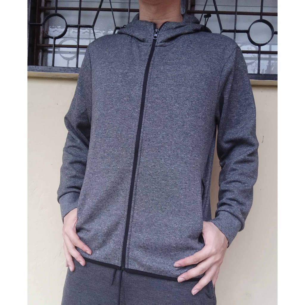 Uniqlo on sale grey jacket