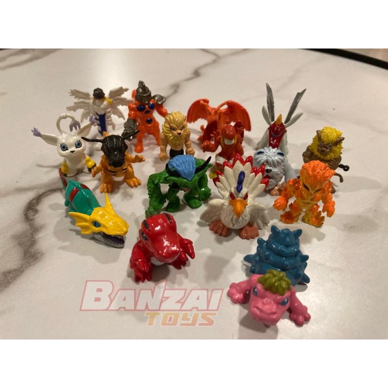 Action figure hot sale digimon bandai