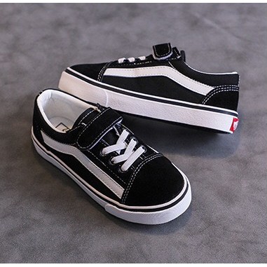 Size shop 18 vans