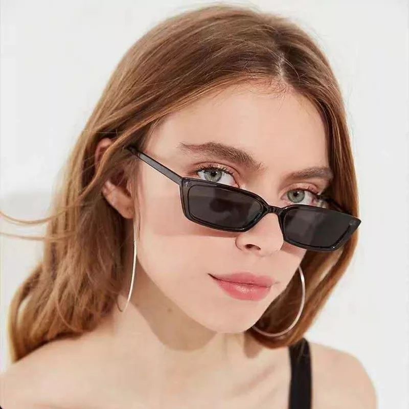 Square sunglasses clearance small