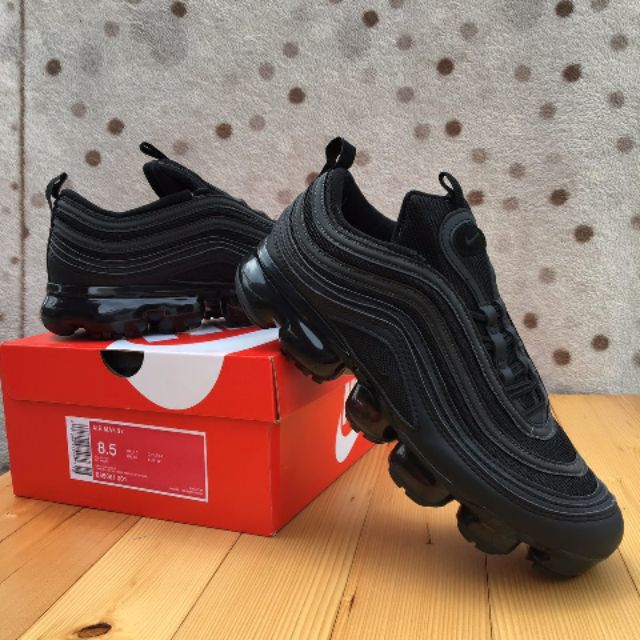 97 vapormax triple top black