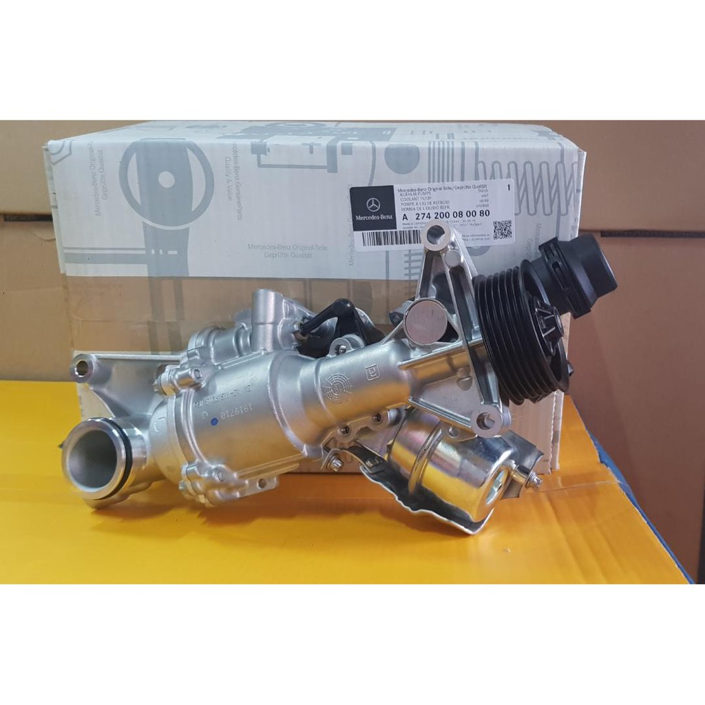 W212 deals water pump