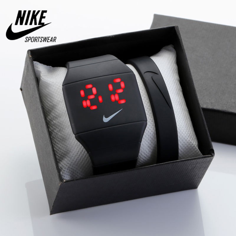 Nike watches for discount youth