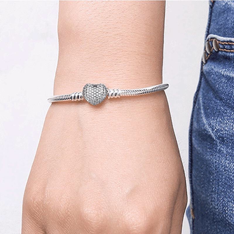 Heart clasp snake on sale chain bracelet