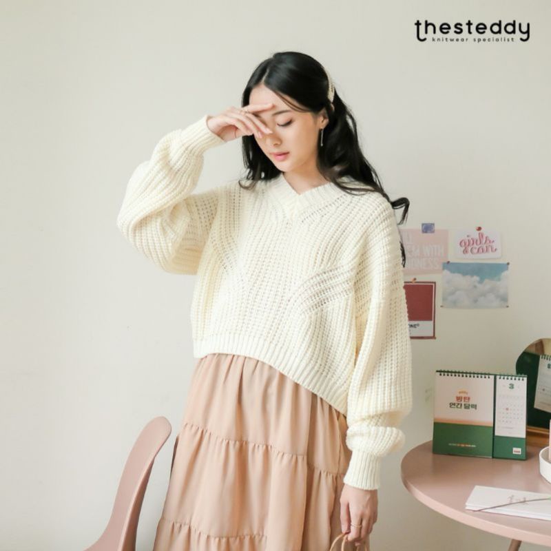 Korean sweater outlet outfit