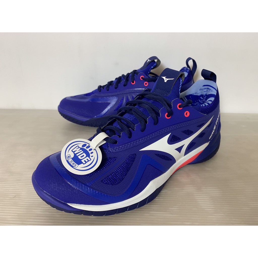 Mizuno wave outlet fang