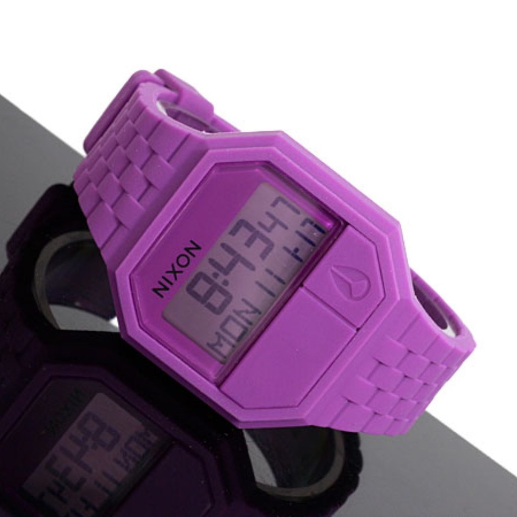 Nixon re hot sale run pink