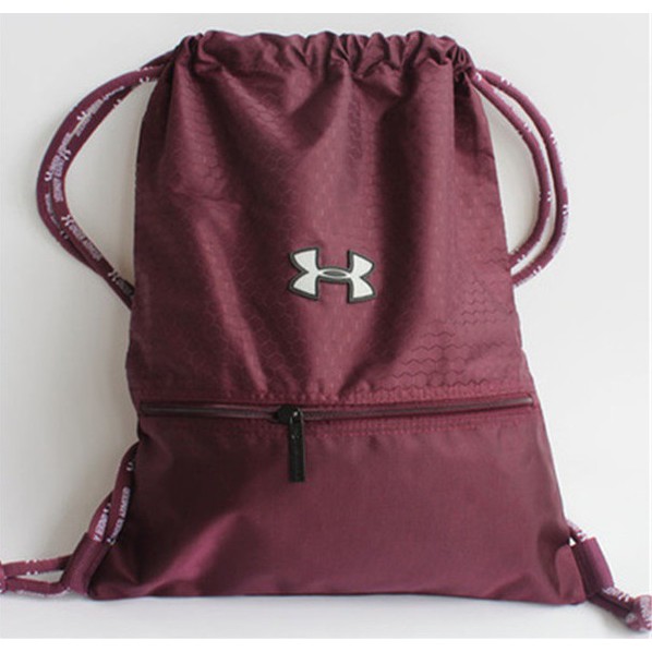 Under armour best sale drawstring bag size