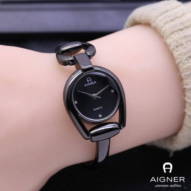 Aigner Women s fashion Chain Watches Shopee Malaysia