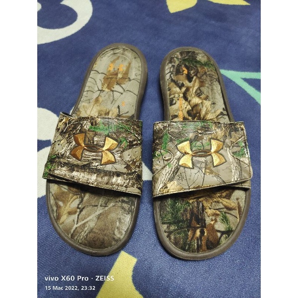 Under armour hot sale sandals camo