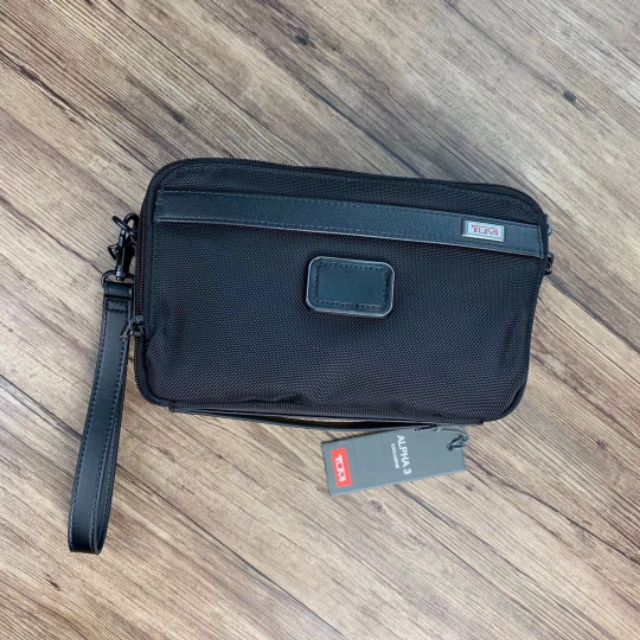 Tumi alpha 2025 2 clutch