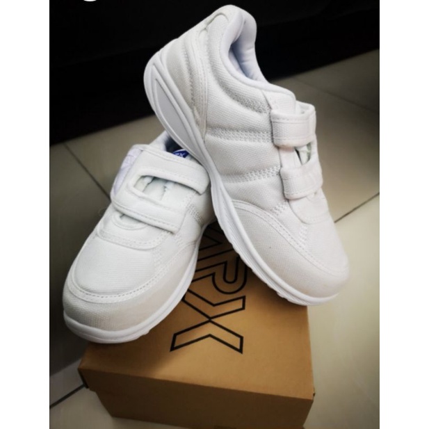 Bata school shoes outlet white