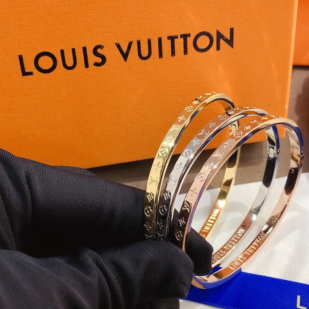 Lv on sale bangle bracelet