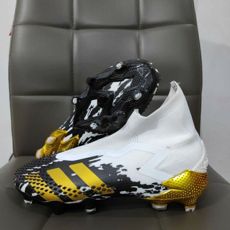 Bola on sale adidas predator