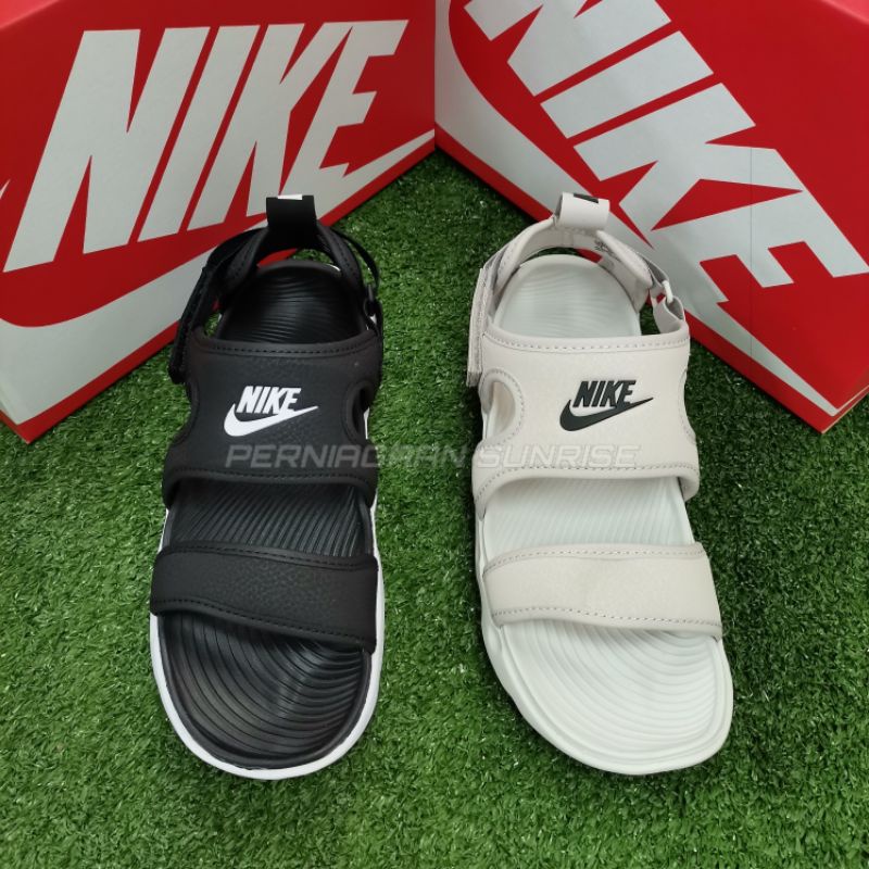 Nike sandals with shop back