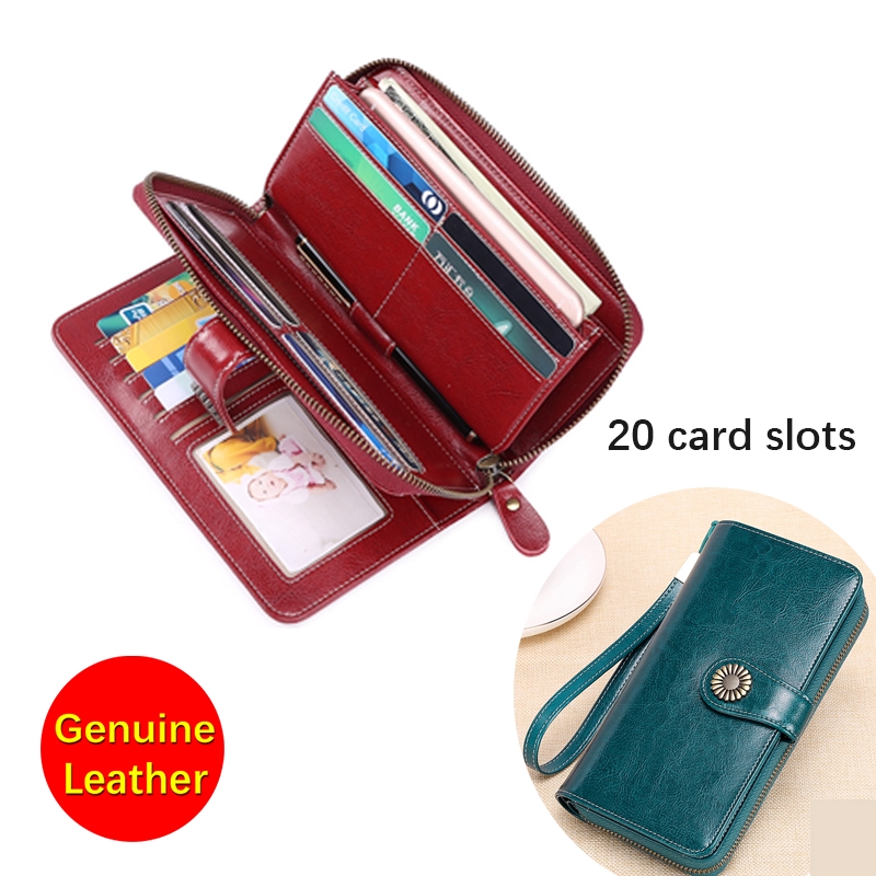 Women's purse with store 20 card slots