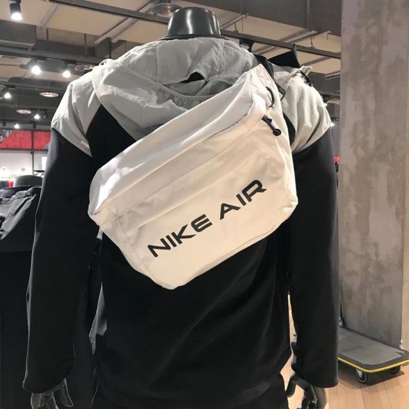 Nike air side outlet bag