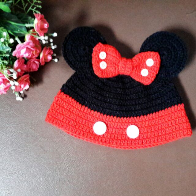 Crochet mickey mouse store hat