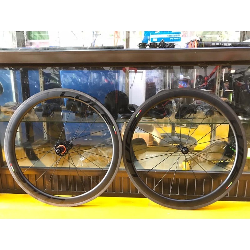 Wheelset luce clearance 700c