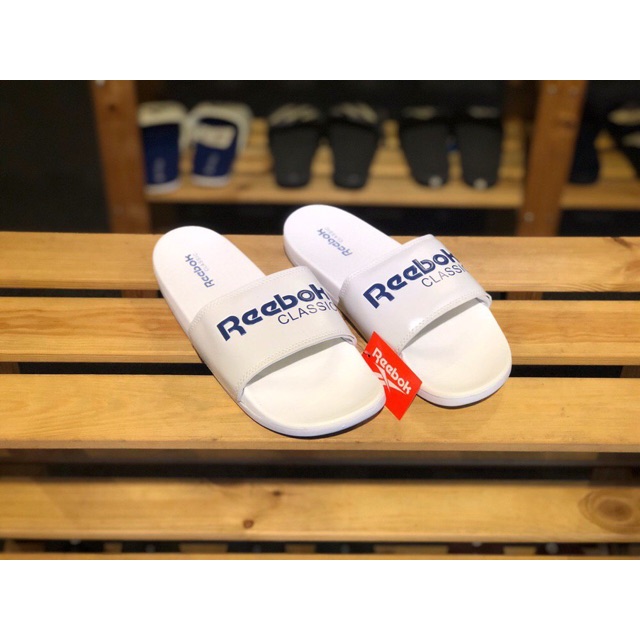 Sandal best sale reebok classic