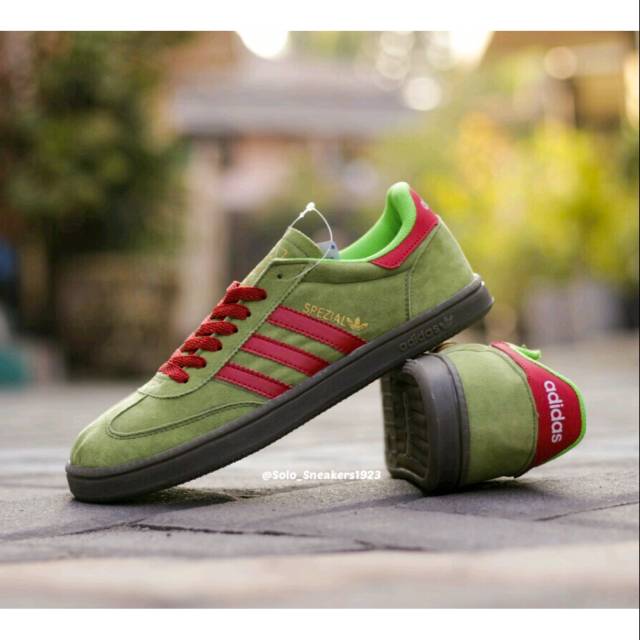 Adidas shoes clearance red and green